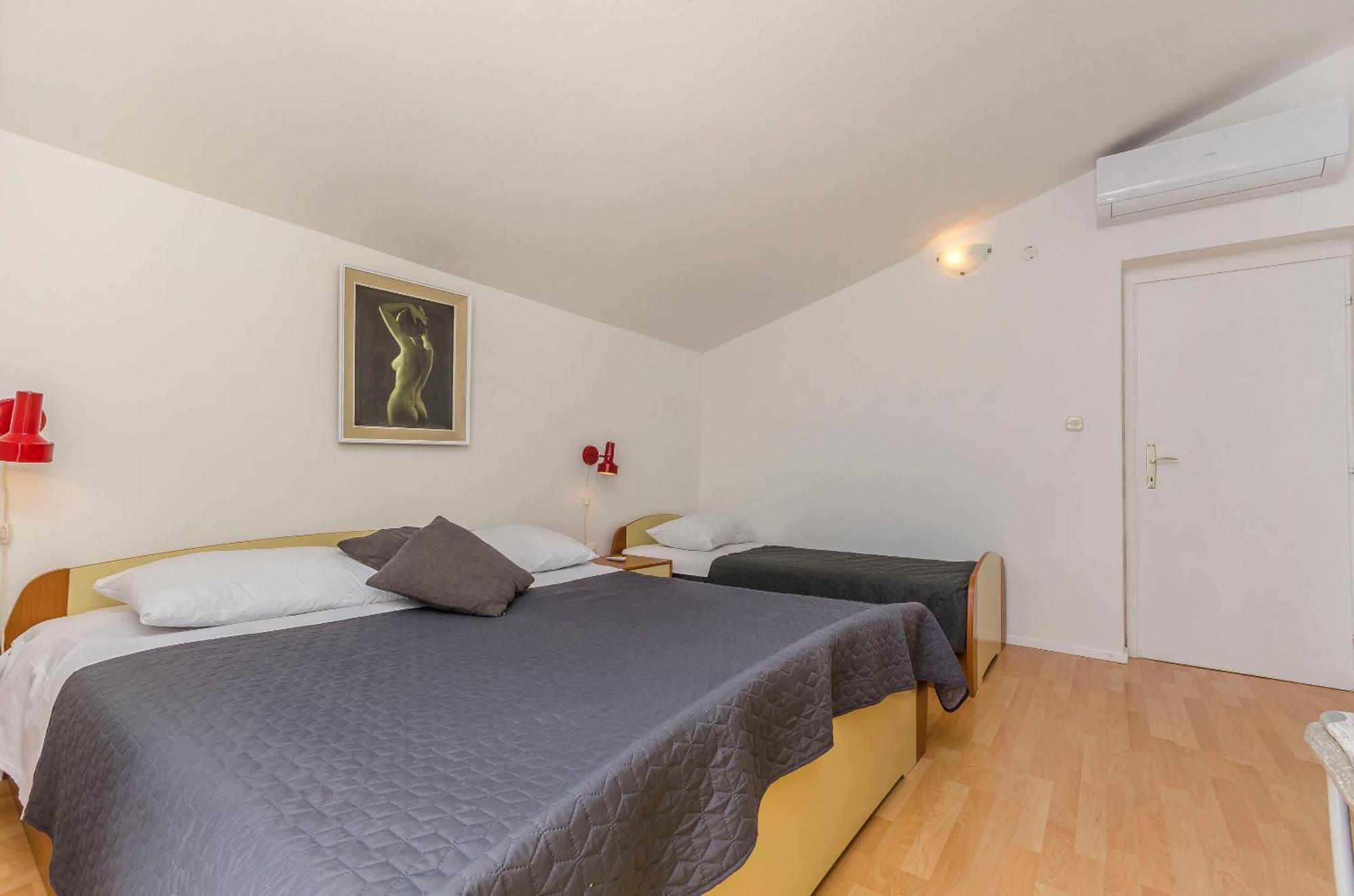 Apartments Manda Vodice Exterior photo
